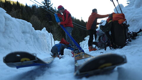 2013-04-14.20-ski-traversee-alpes, 61-traversee-alpes-ski-refuge-deffeyes-2013-04-14-02
