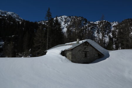 2013-04-14.20-ski-traversee-alpes, 61-traversee-alpes-ski-refuge-deffeyes-2013-04-14-09