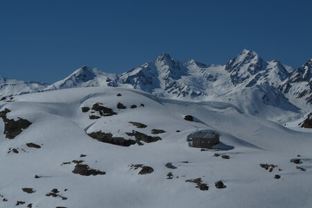 2013-04-14.20-ski-traversee-alpes, 61-traversee-alpes-ski-refuge-deffeyes-2013-04-14-28