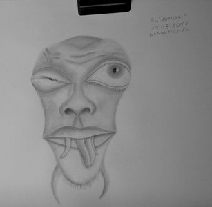 Mes dessins montres aliens ect ..., Tete_Alien_Clein_doeil_dss_1_tof_1c