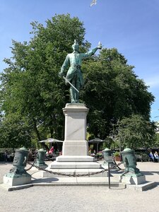 Stockholm - Juillet 2017, hop on&off 7 - Karl XII Kungstradgarden