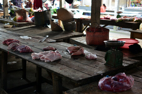 Vietnam, Un étal de boucherie sur un marché à la montagne