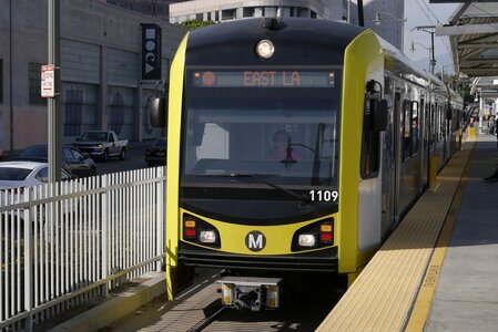 USA oct nov 2018, _1210743 recad metro Yellow line  LA