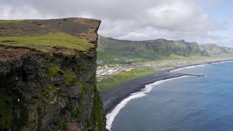 Islande, juin 20108, _1200253 retouche Depuis les falaises au Sud de Vik I Myrdal
