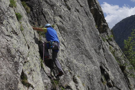 2019-06-04-09-autonomie-alpinisme-ecrins, escalade-ailefroide-alpes-aventure-2019-06-05-05
