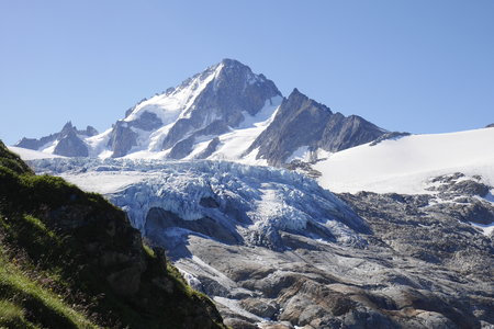 2019-07-29-08-04-mont-blanc, ecole-de-glace-glacier-du-tour-alpes-aventure-2019-07-30-06