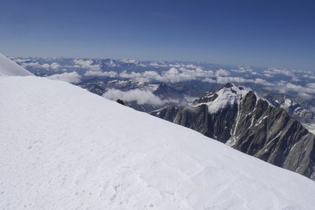 2019-07-29-08-04-mont-blanc, ascension-du-mont-blanc-alpes-aventure-2019-08-03-33