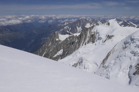 2019-07-29-08-04-mont-blanc, ascension-du-mont-blanc-alpes-aventure-2019-08-03-57