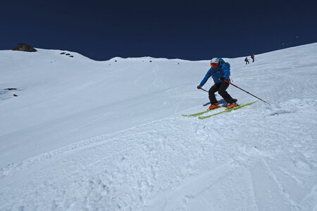2021-03-22-27-ski-tour-du-thabor, alpes-aventure-rocher-de-la-grande-tempete-refuge-de-laval-2021-03-25-44