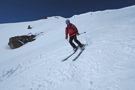 2021-03-22-27-ski-tour-du-thabor, alpes-aventure-rocher-de-la-grande-tempete-refuge-de-laval-2021-03-25-51