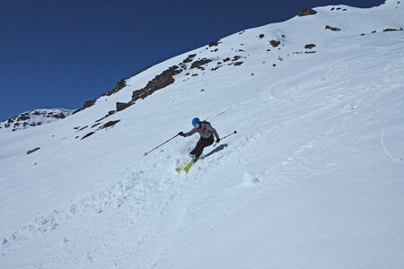 2021-03-22-27-ski-tour-du-thabor, alpes-aventure-rocher-de-la-grande-tempete-refuge-de-laval-2021-03-25-63