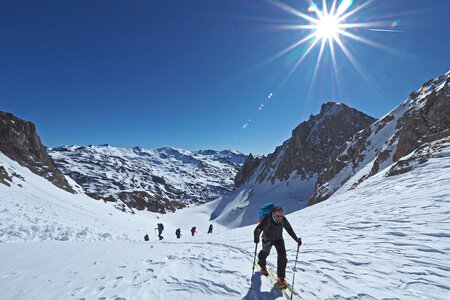 2021-03-22-27-ski-tour-du-thabor, alpes-aventure-tour-de-la-crete-de-moutouze--refuge-de-laval-2021-03-24-013
