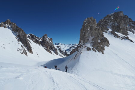2021-03-22-27-ski-tour-du-thabor, alpes-aventure-tour-de-la-crete-de-moutouze--refuge-de-laval-2021-03-24-022