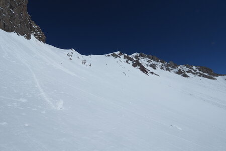 2021-03-22-27-ski-tour-du-thabor, alpes-aventure-tour-de-la-crete-de-moutouze--refuge-de-laval-2021-03-24-024