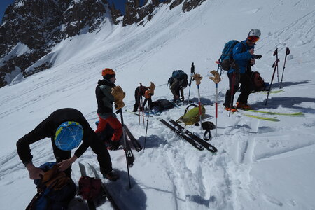 2021-03-22-27-ski-tour-du-thabor, alpes-aventure-tour-de-la-crete-de-moutouze--refuge-de-laval-2021-03-24-026