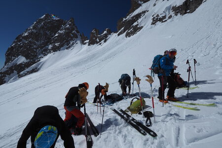 2021-03-22-27-ski-tour-du-thabor, alpes-aventure-tour-de-la-crete-de-moutouze--refuge-de-laval-2021-03-24-027
