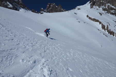 2021-03-22-27-ski-tour-du-thabor, alpes-aventure-tour-de-la-crete-de-moutouze--refuge-de-laval-2021-03-24-033