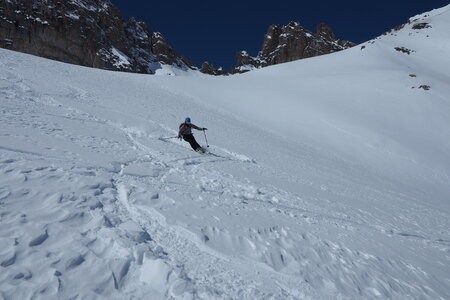 2021-03-22-27-ski-tour-du-thabor, alpes-aventure-tour-de-la-crete-de-moutouze--refuge-de-laval-2021-03-24-058