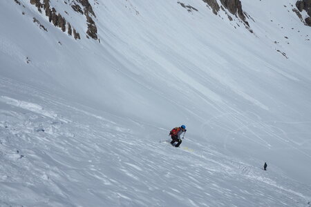 2021-03-22-27-ski-tour-du-thabor, alpes-aventure-tour-de-la-crete-de-moutouze--refuge-de-laval-2021-03-24-068
