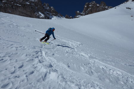 2021-03-22-27-ski-tour-du-thabor, alpes-aventure-tour-de-la-crete-de-moutouze--refuge-de-laval-2021-03-24-071
