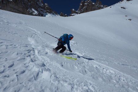 2021-03-22-27-ski-tour-du-thabor, alpes-aventure-tour-de-la-crete-de-moutouze--refuge-de-laval-2021-03-24-074