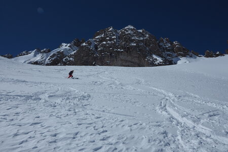 2021-03-22-27-ski-tour-du-thabor, alpes-aventure-tour-de-la-crete-de-moutouze--refuge-de-laval-2021-03-24-078
