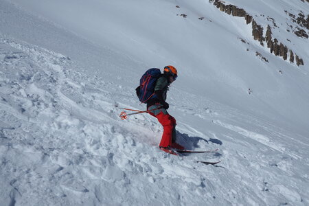 2021-03-22-27-ski-tour-du-thabor, alpes-aventure-tour-de-la-crete-de-moutouze--refuge-de-laval-2021-03-24-085