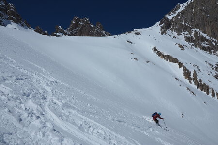 2021-03-22-27-ski-tour-du-thabor, alpes-aventure-tour-de-la-crete-de-moutouze--refuge-de-laval-2021-03-24-100